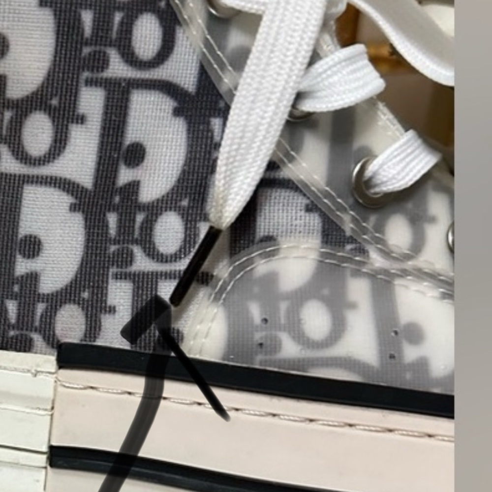 Dior White and Gray High-Top Sneakers with Logo Pattern - Picture 15 of 15